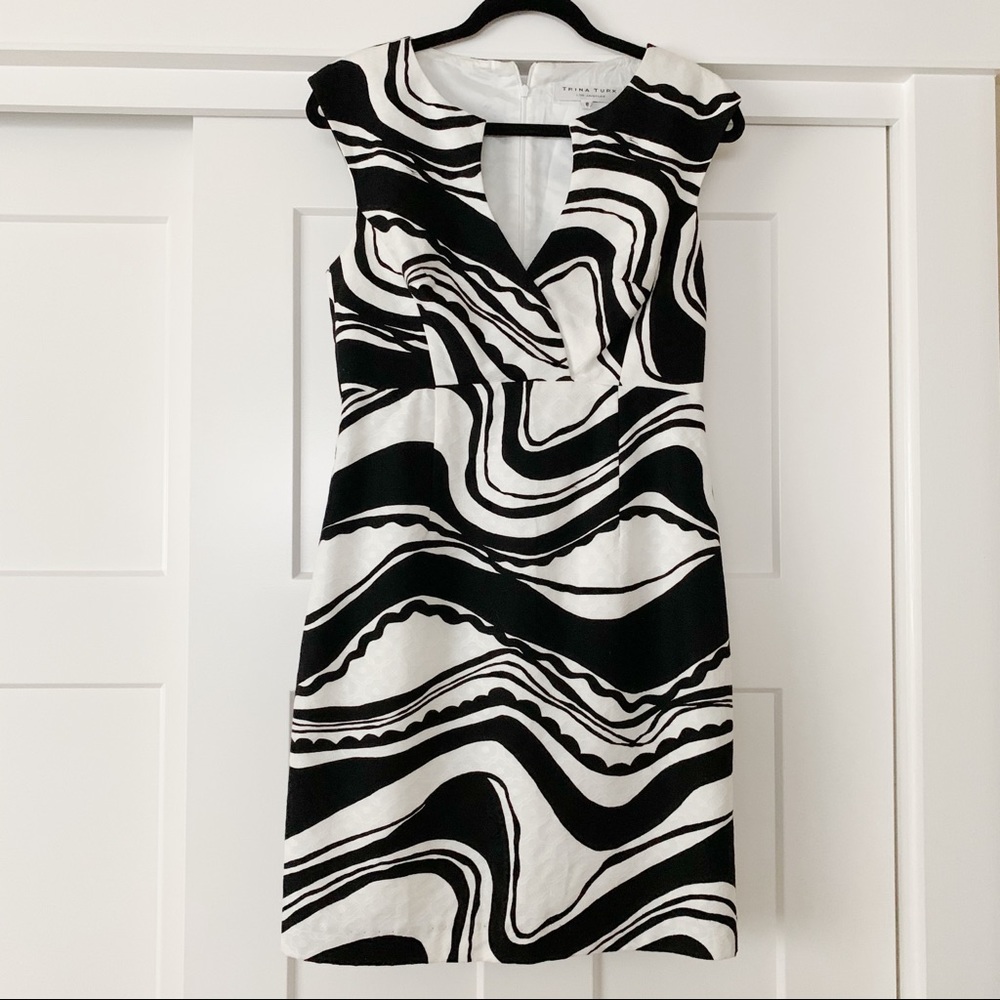 Trina Turk Textured Swirl Print Sheath Dress